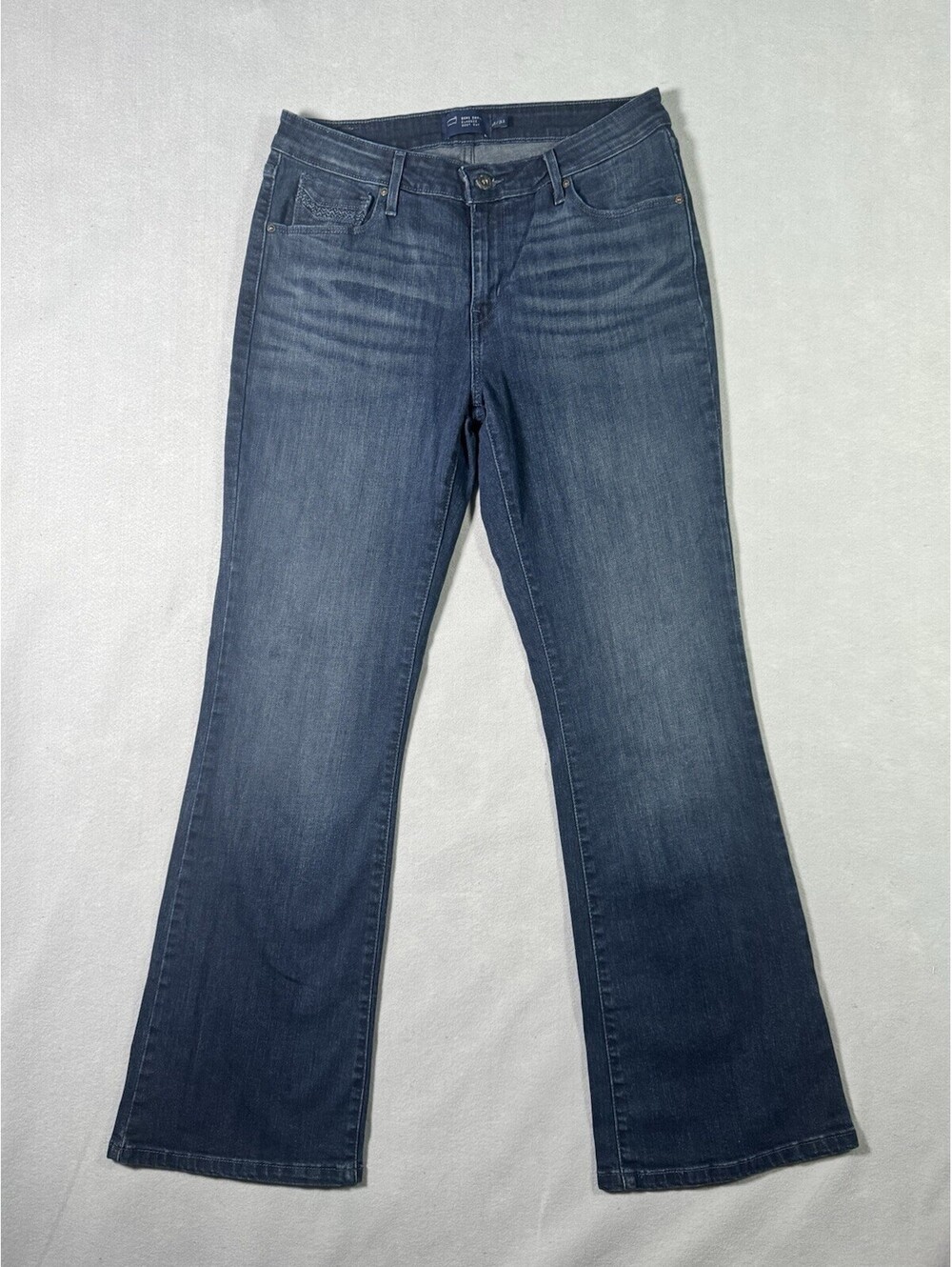 Levi's Demi Curve Classic Bootcut Jeans Women's 12 / 31x31 Dark Wash Vtg 2011